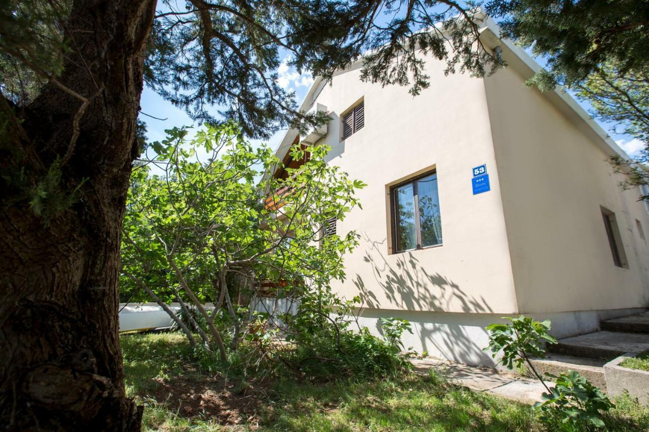 Vacation House Anna Karlobag Buitenkant foto